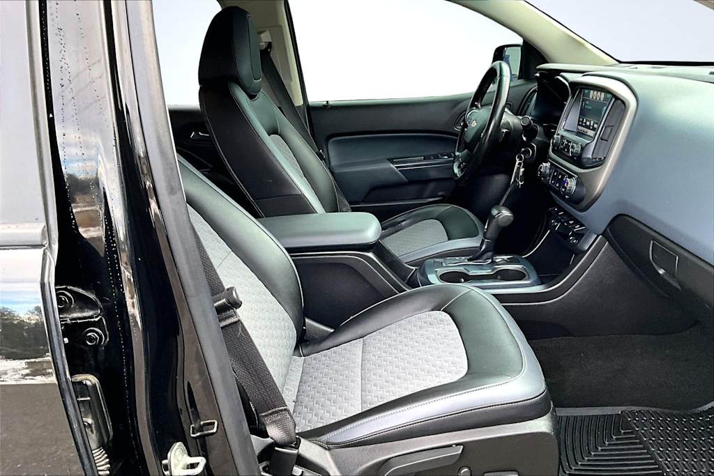 Thumbnail: 2016 Chevrolet Colorado - 11