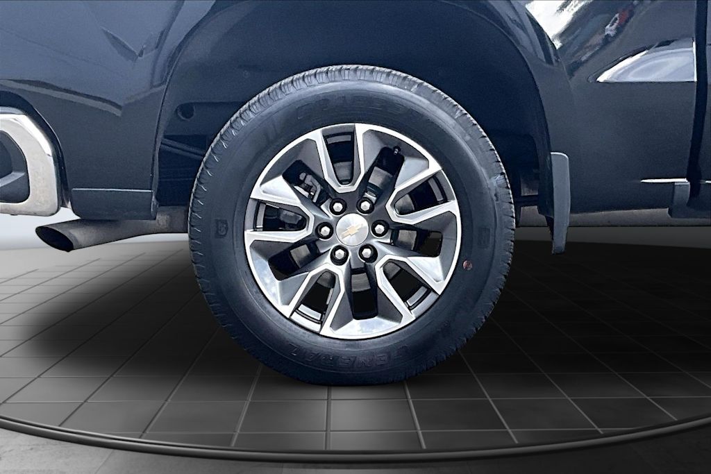 Thumbnail: 2022 Chevrolet Silverado 1500 - 36