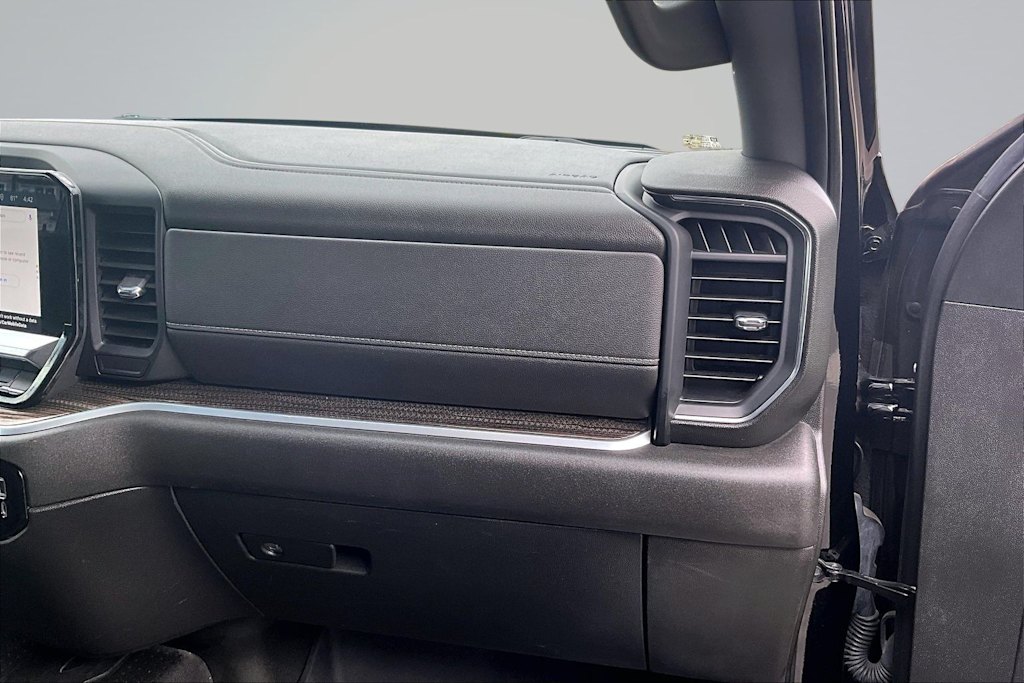 Thumbnail: 2022 Chevrolet Silverado 1500 - 24