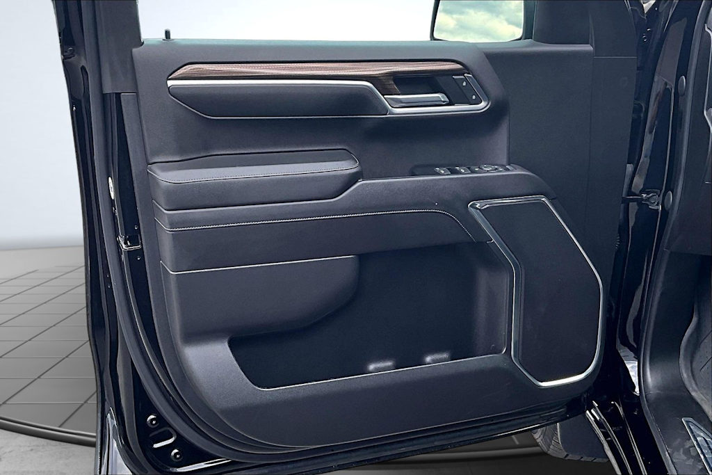Thumbnail: 2022 Chevrolet Silverado 1500 - 28