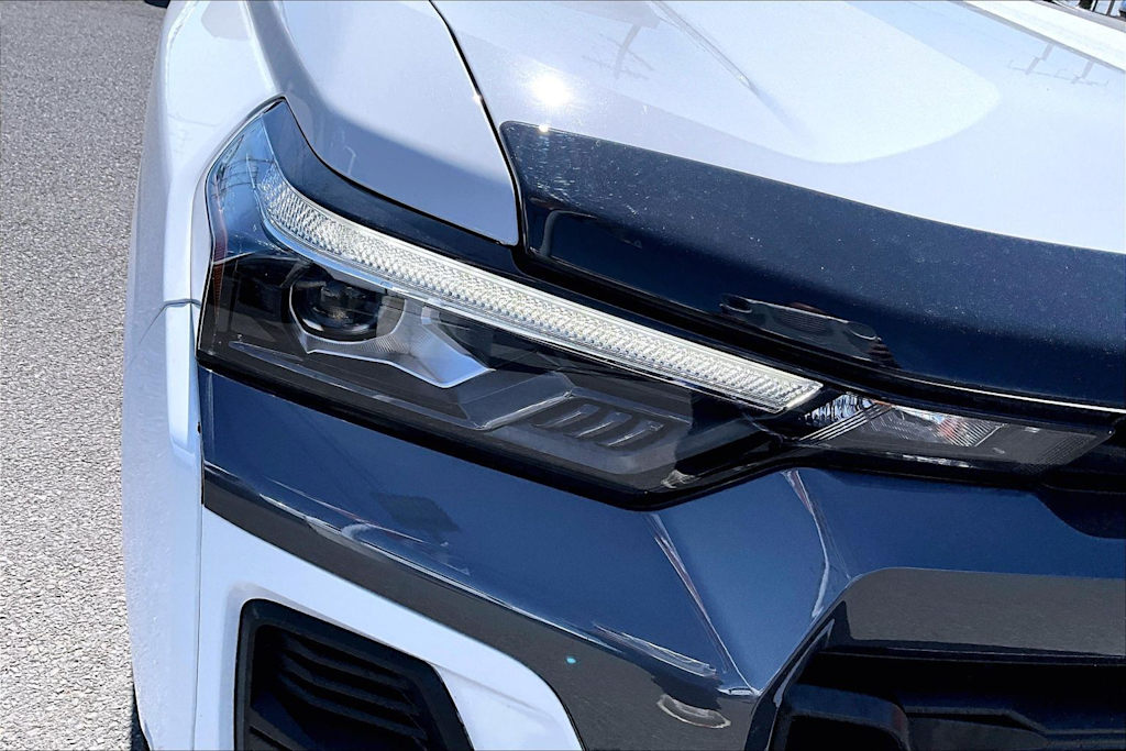 Thumbnail: 2023 Chevrolet Colorado - 31