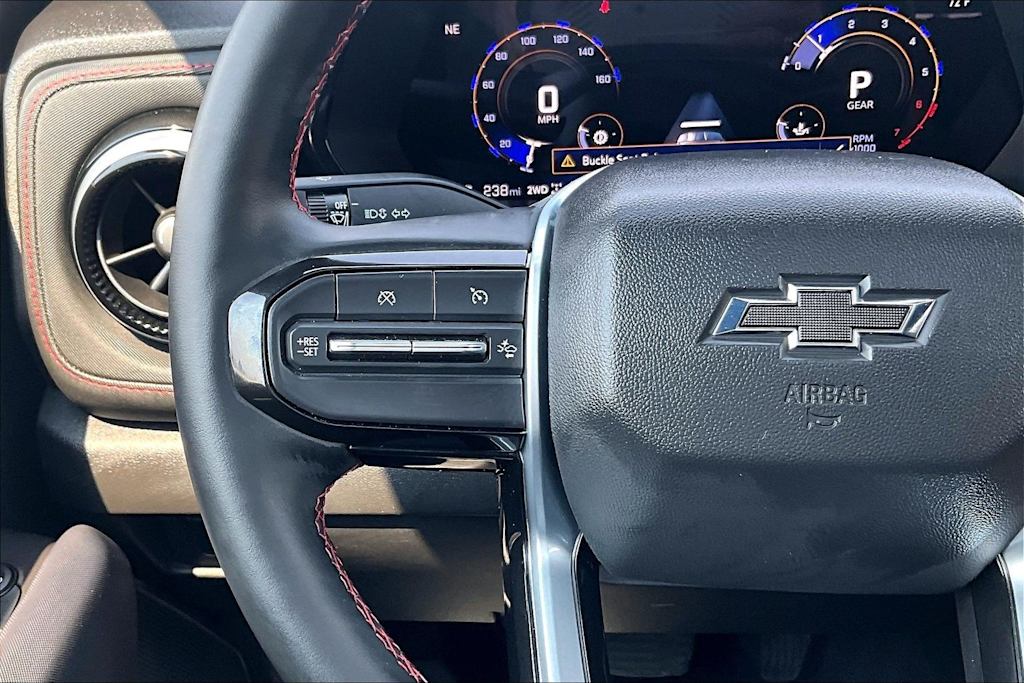 Thumbnail: 2026 Chevrolet Colorado - 26