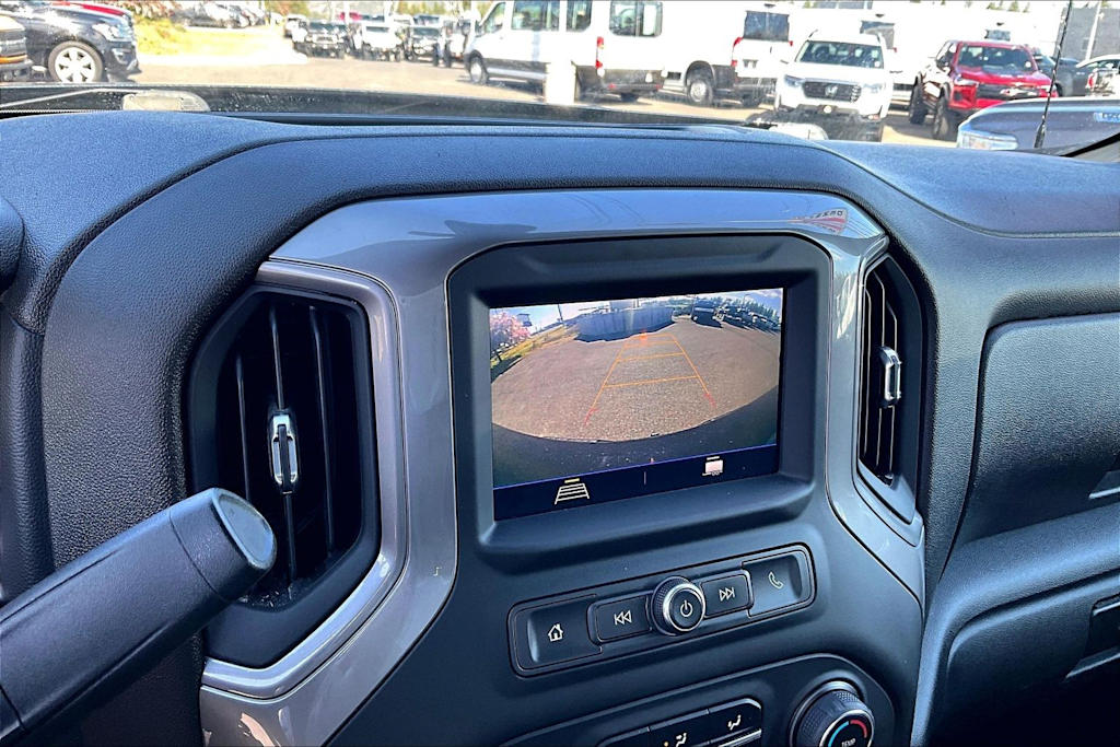 Thumbnail: 2021 Chevrolet Silverado 1500 - 26