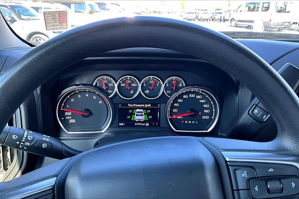 Thumbnail: 2021 Chevrolet Silverado 1500 - 16
