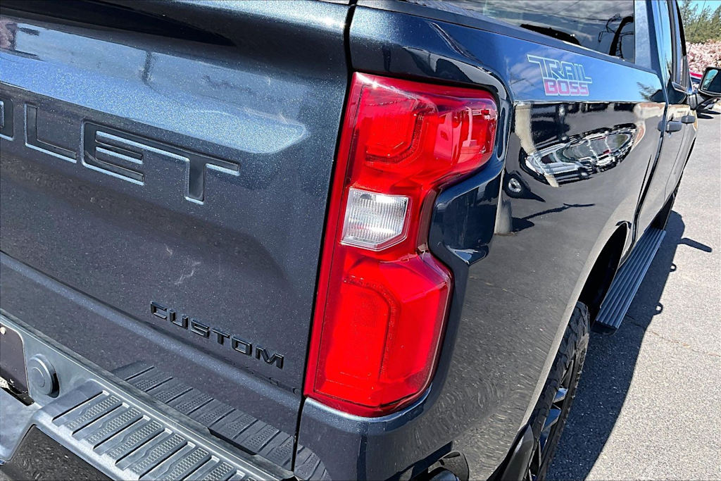 Thumbnail: 2021 Chevrolet Silverado 1500 - 31