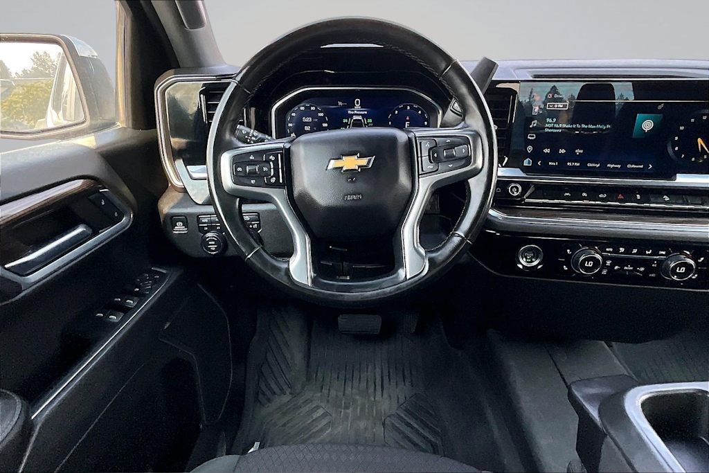 Thumbnail: 2023 Chevrolet Silverado 1500 - 13