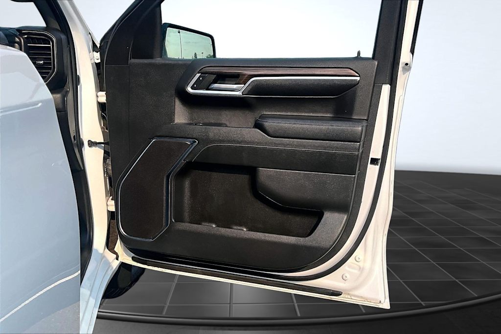 Thumbnail: 2023 Chevrolet Silverado 1500 - 29