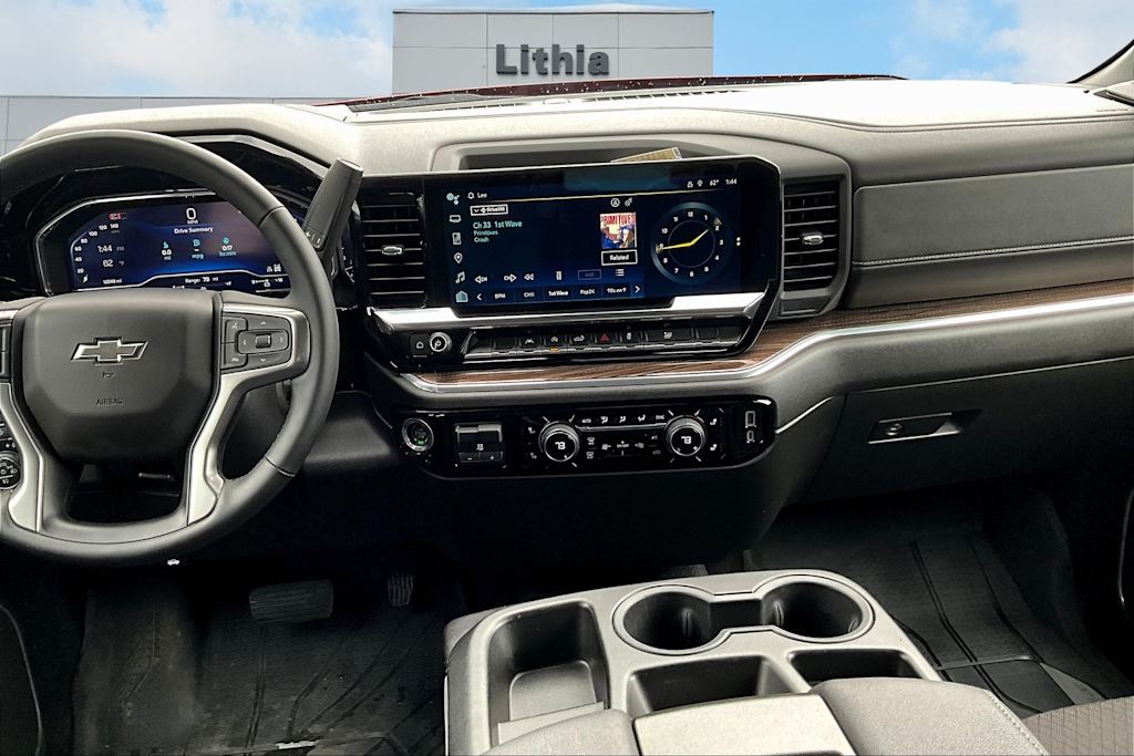 2024 Chevrolet Silverado 1500 RST 12