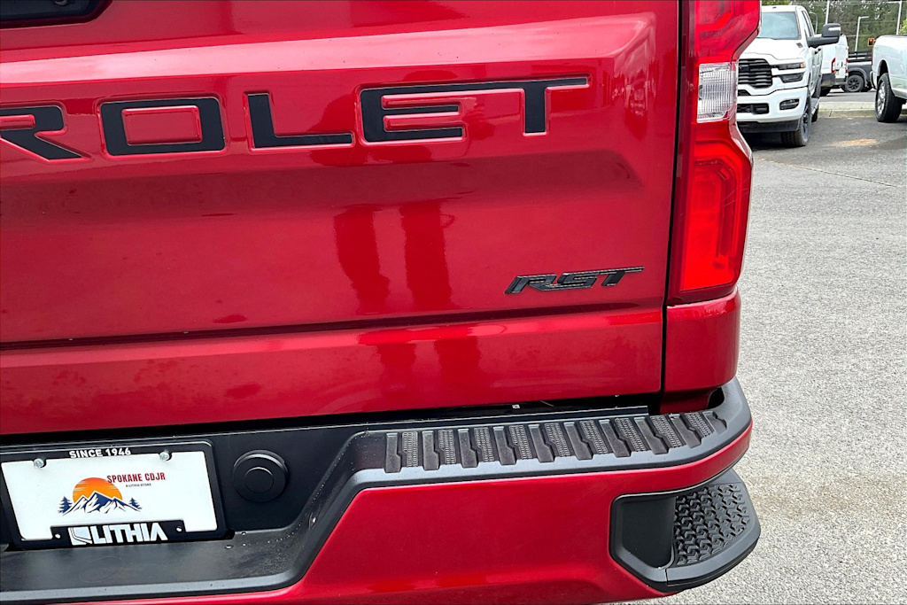 Thumbnail: 2024 Chevrolet Silverado 1500 - 18