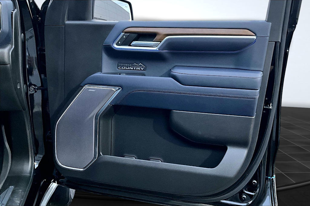 Thumbnail: 2022 Chevrolet Silverado 1500 - 29