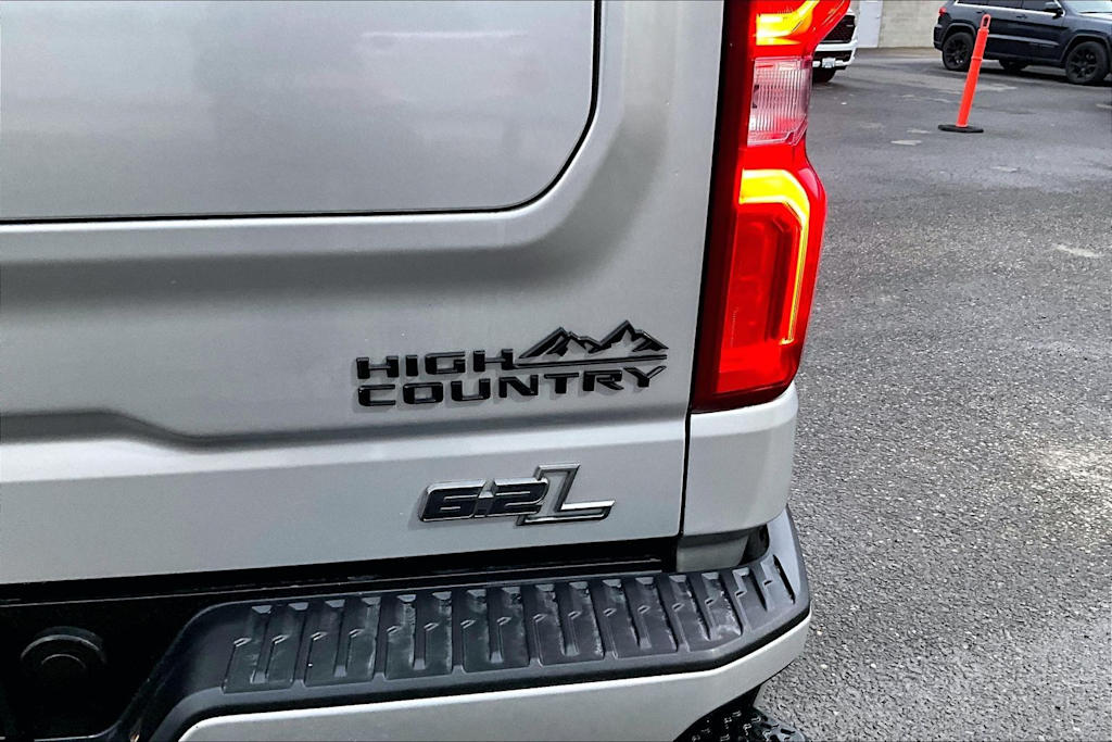 Thumbnail: 2022 Chevrolet Silverado 1500 - 19