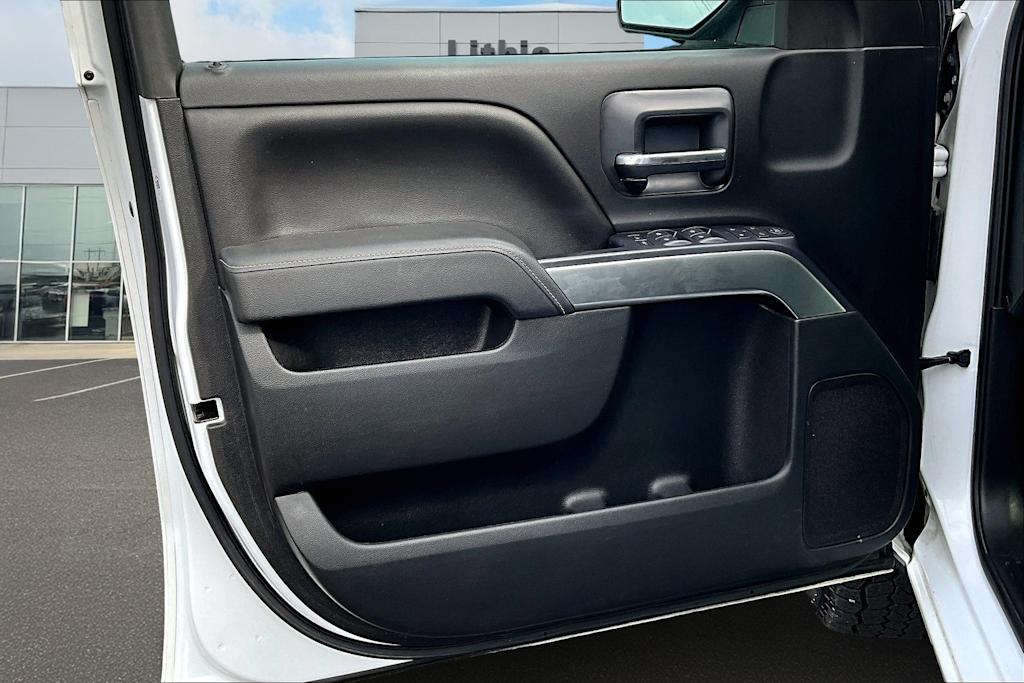 Thumbnail: 2015 Chevrolet Silverado 1500 - 27