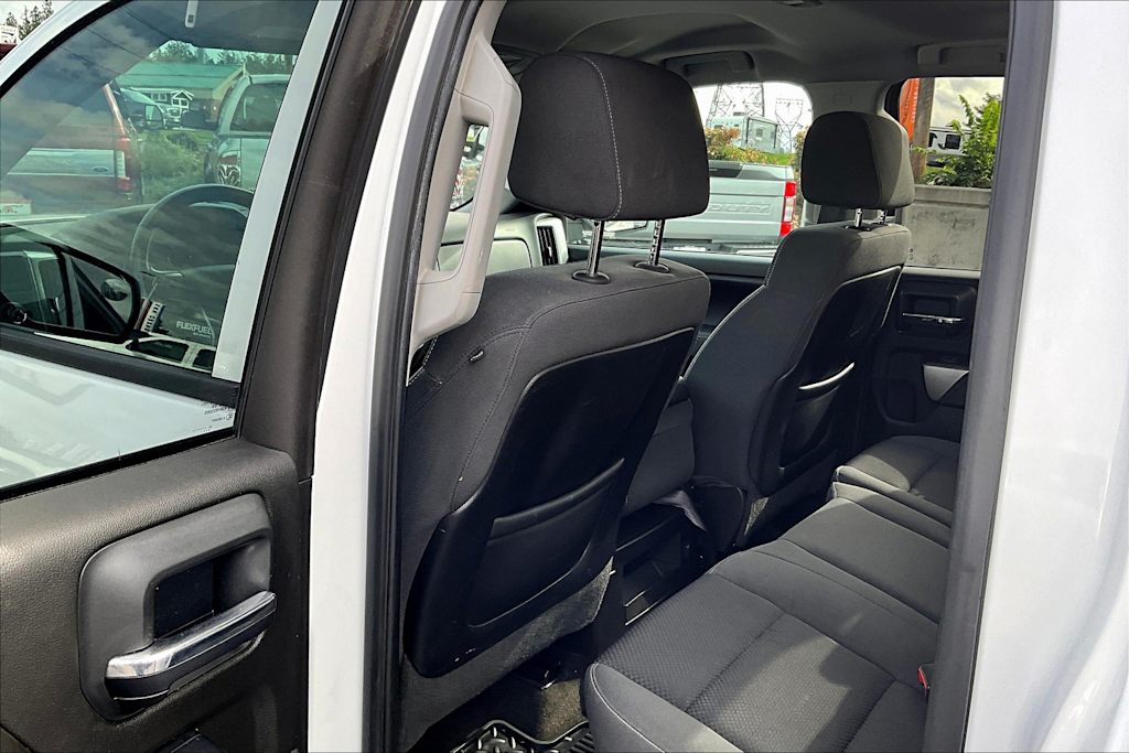 Thumbnail: 2015 Chevrolet Silverado 1500 - 12