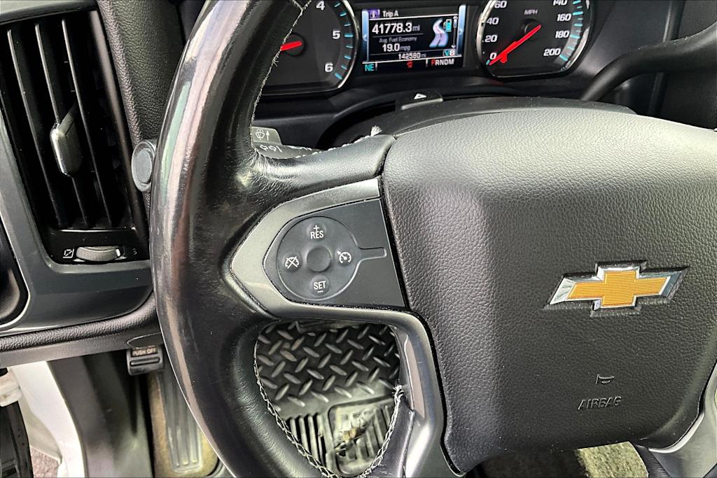 Thumbnail: 2015 Chevrolet Silverado 1500 - 25
