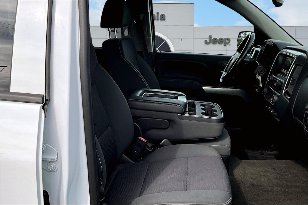 Thumbnail: 2015 Chevrolet Silverado 1500 - 11