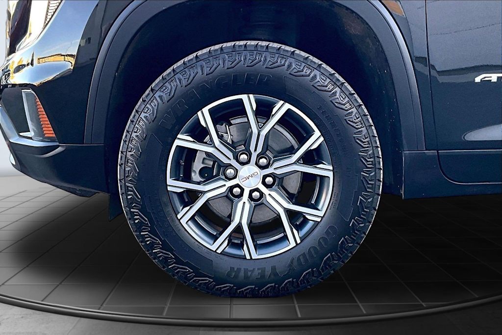 Thumbnail: 2025 GMC Acadia - 8