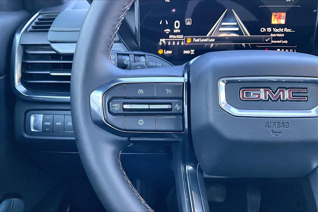 Thumbnail: 2025 GMC Acadia - 25