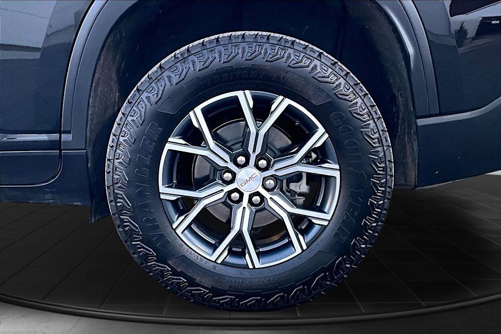 Thumbnail: 2025 GMC Acadia - 35