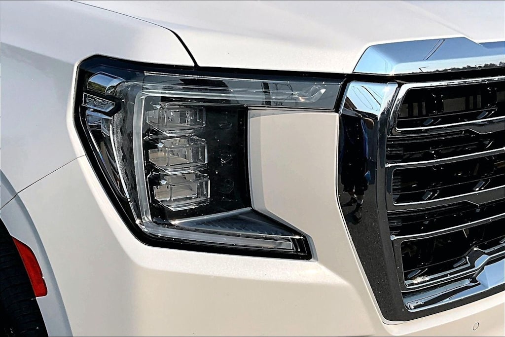 Thumbnail: 2021 GMC Yukon - 31
