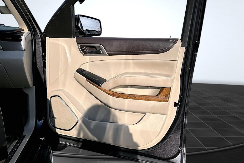 Thumbnail: 2015 GMC Yukon - 29