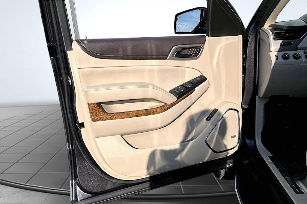 Thumbnail: 2015 GMC Yukon - 28
