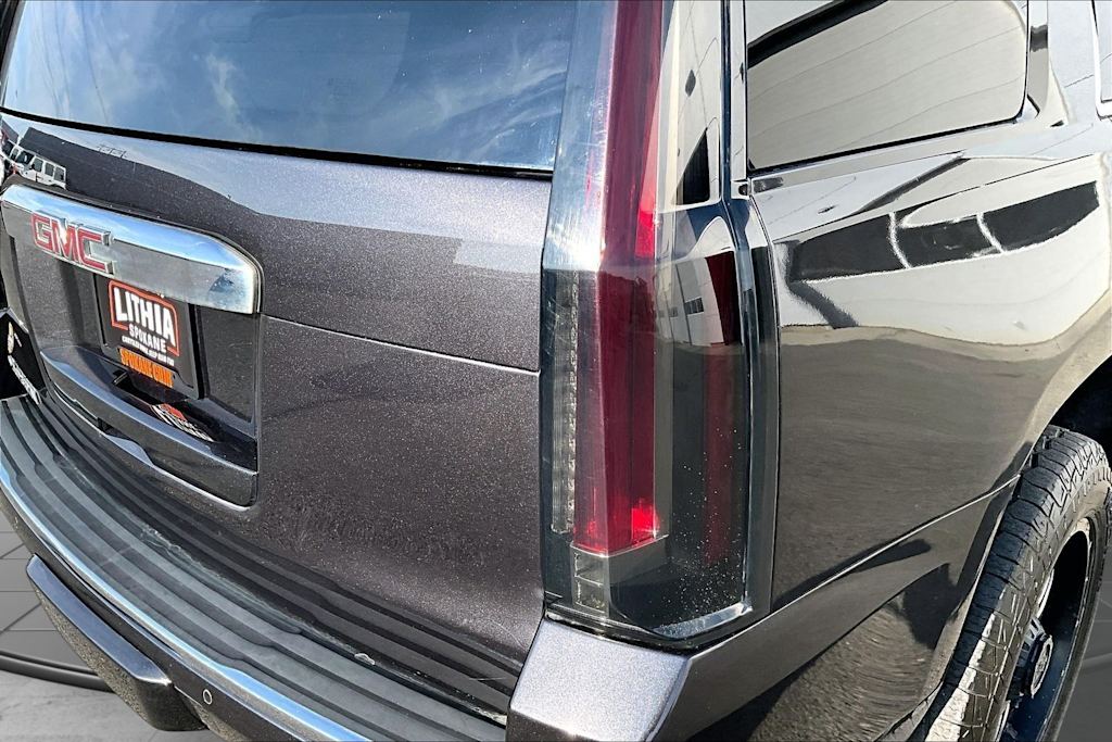Thumbnail: 2015 GMC Yukon - 32