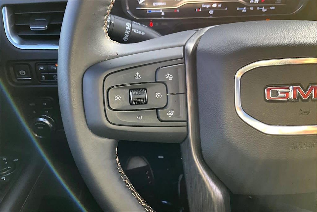 Thumbnail: 2024 GMC Yukon - 25