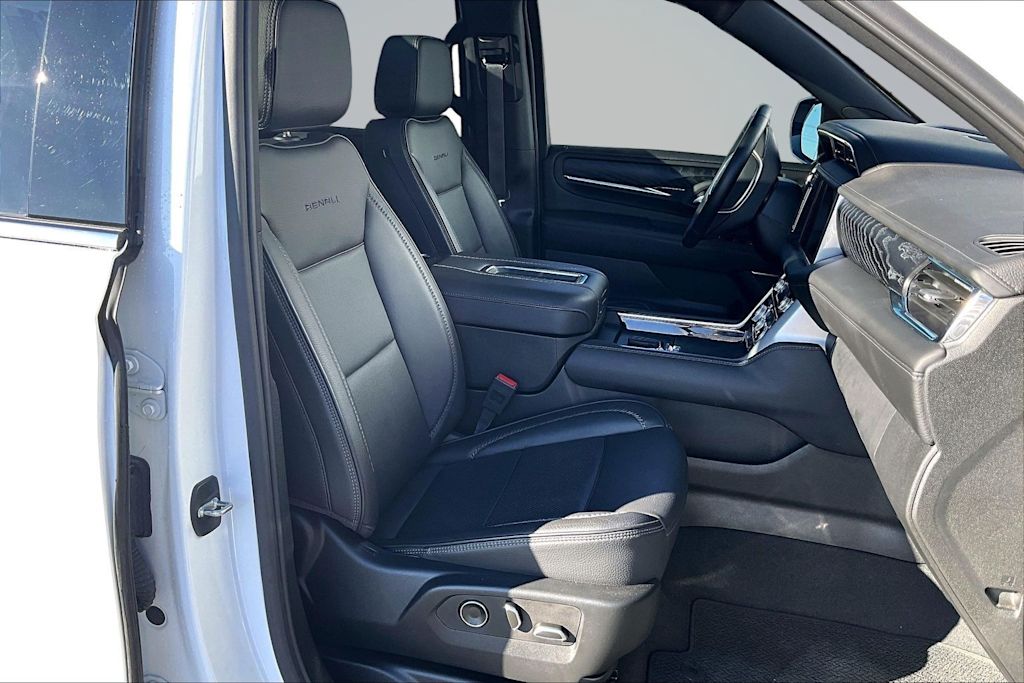 Thumbnail: 2024 GMC Yukon - 12