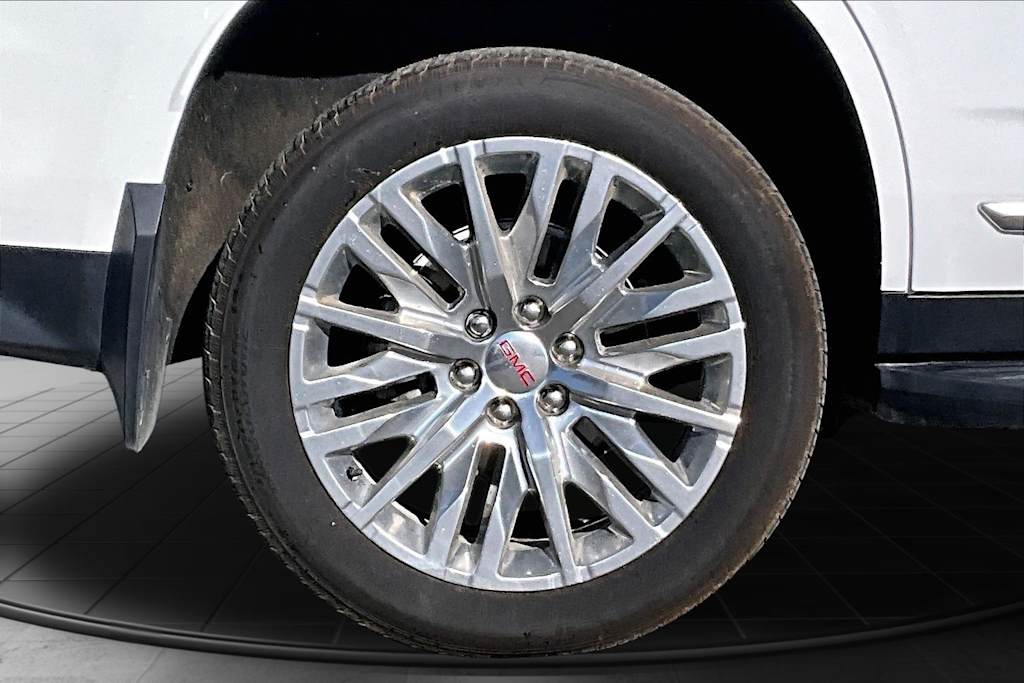 Thumbnail: 2024 GMC Yukon - 36