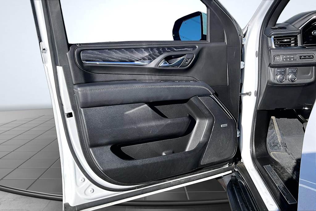 Thumbnail: 2024 GMC Yukon - 28