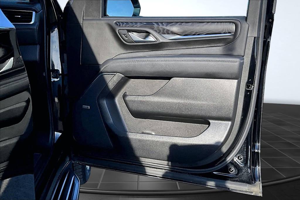 Thumbnail: 2022 GMC Yukon XL - 29