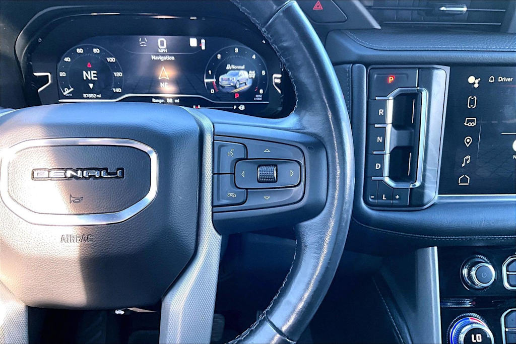 Thumbnail: 2022 GMC Yukon XL - 26