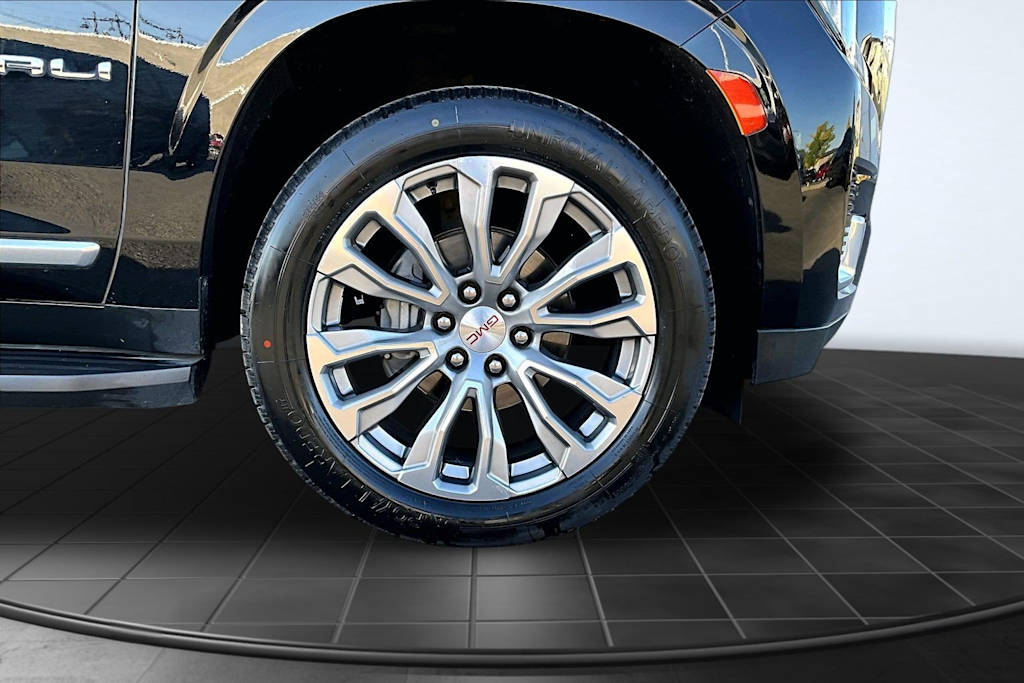 Thumbnail: 2022 GMC Yukon XL - 34