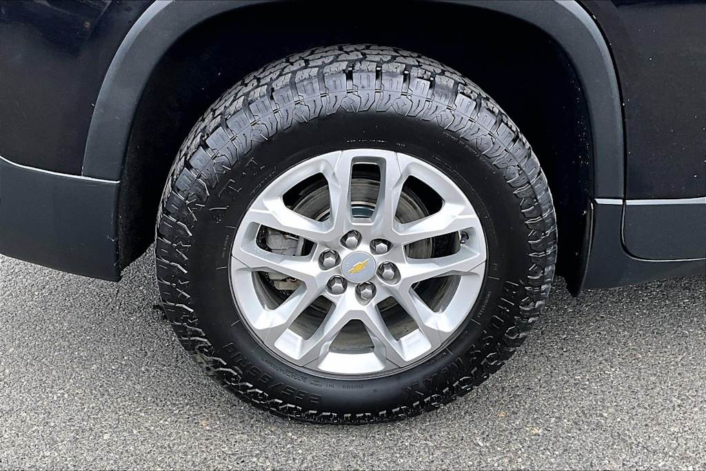 Thumbnail: 2021 Chevrolet Traverse - 35
