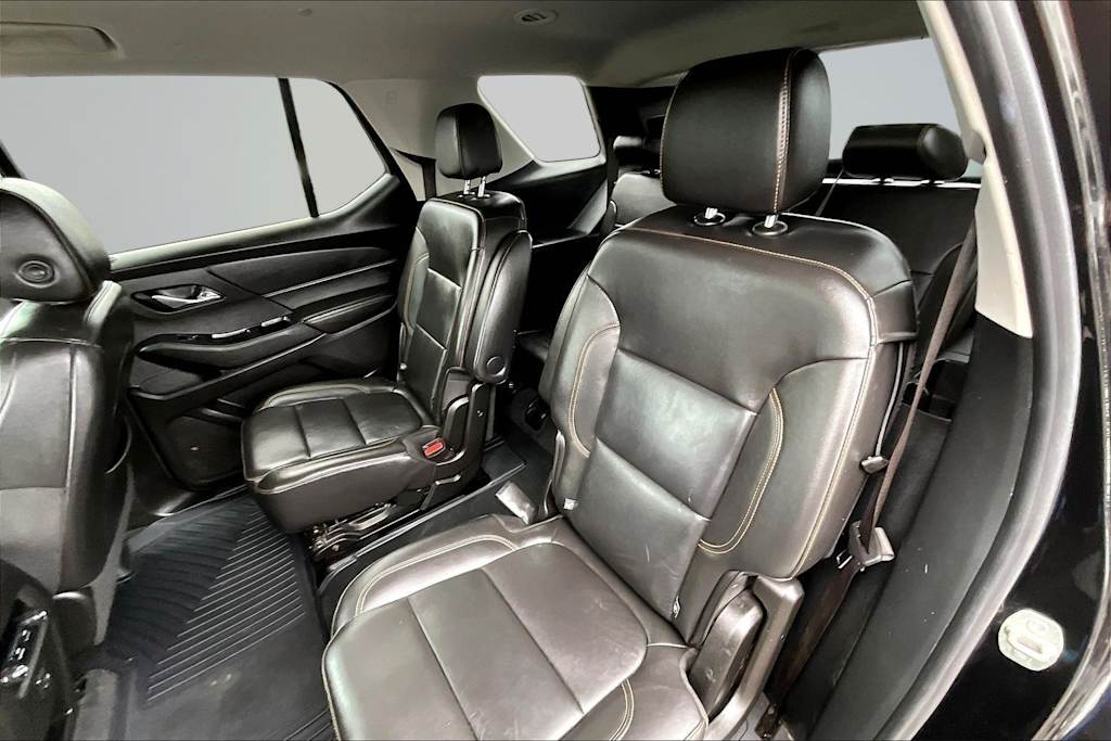Thumbnail: 2021 Chevrolet Traverse - 13