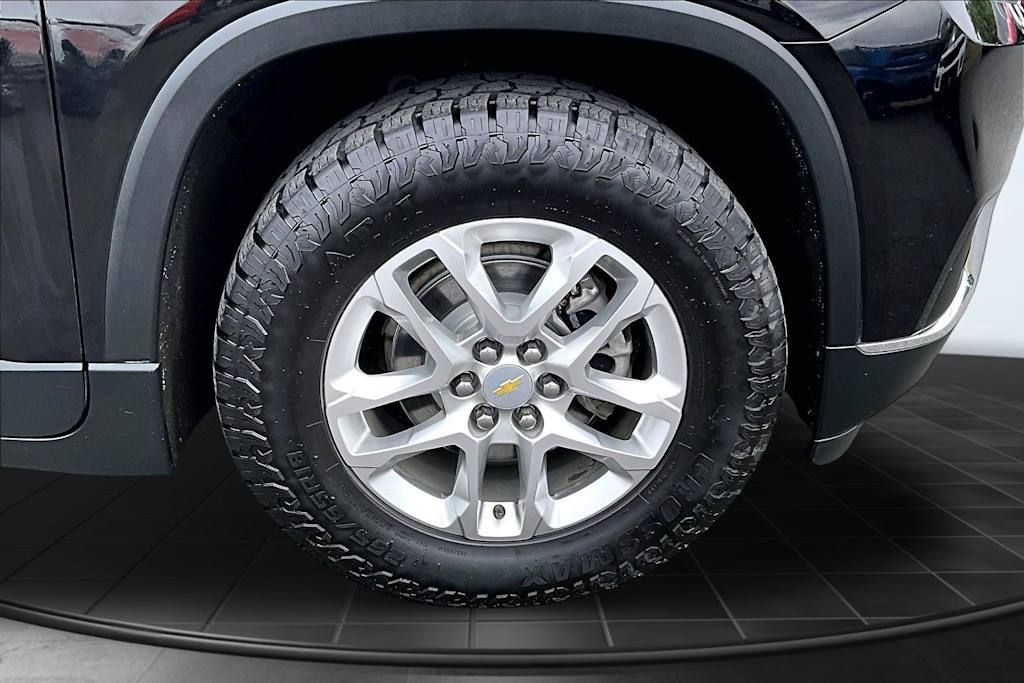 Thumbnail: 2021 Chevrolet Traverse - 34
