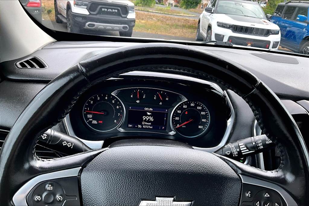 Thumbnail: 2021 Chevrolet Traverse - 18