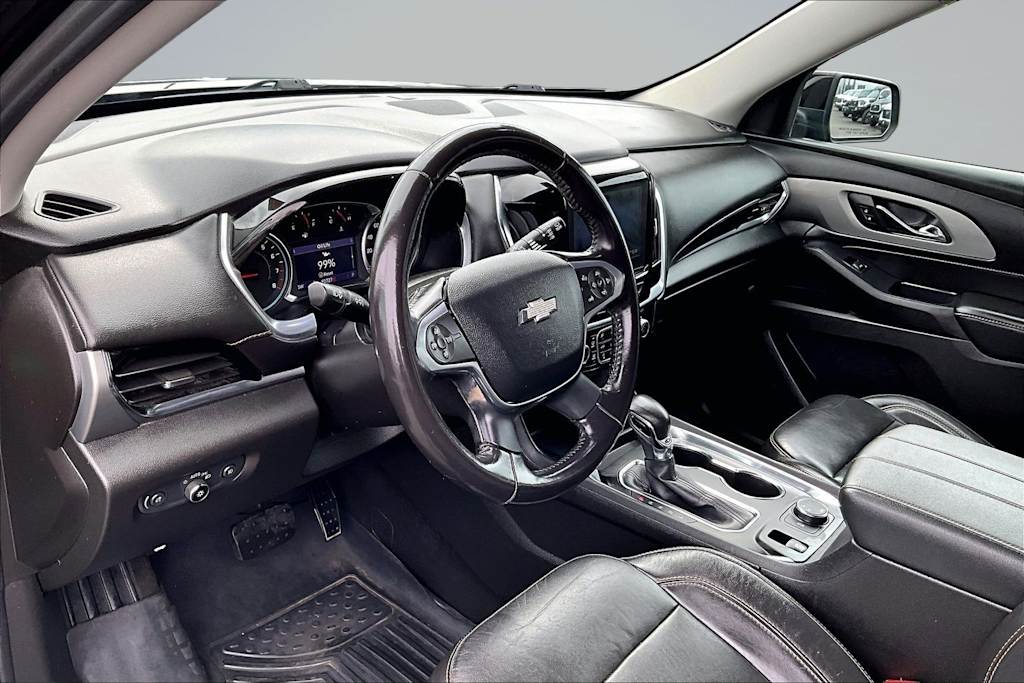 Thumbnail: 2021 Chevrolet Traverse - 2