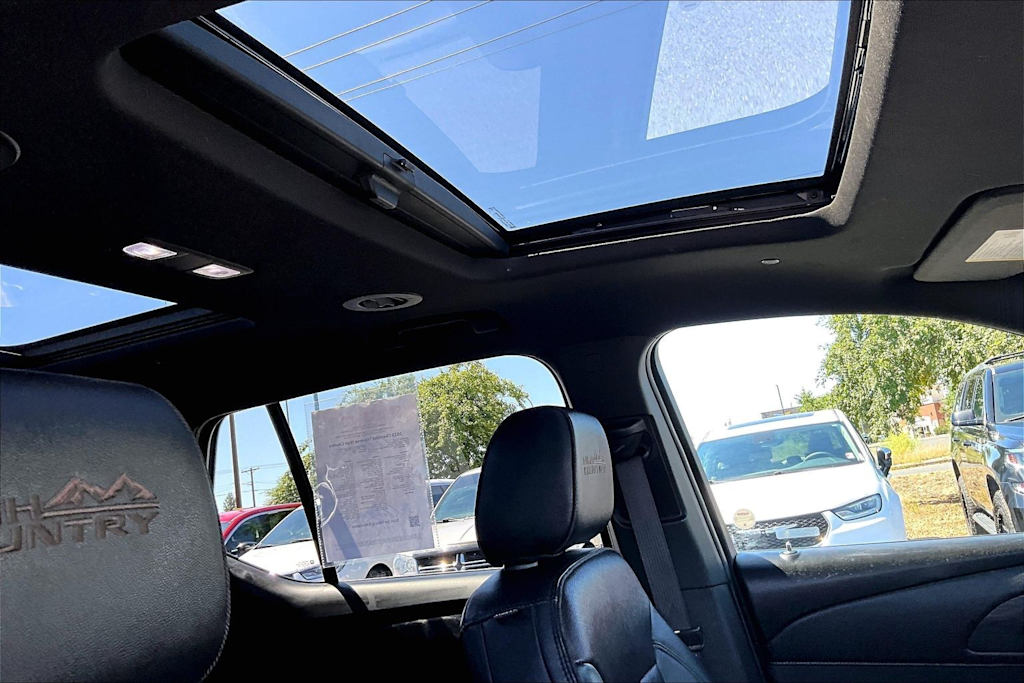 Thumbnail: 2023 Chevrolet Traverse - 30