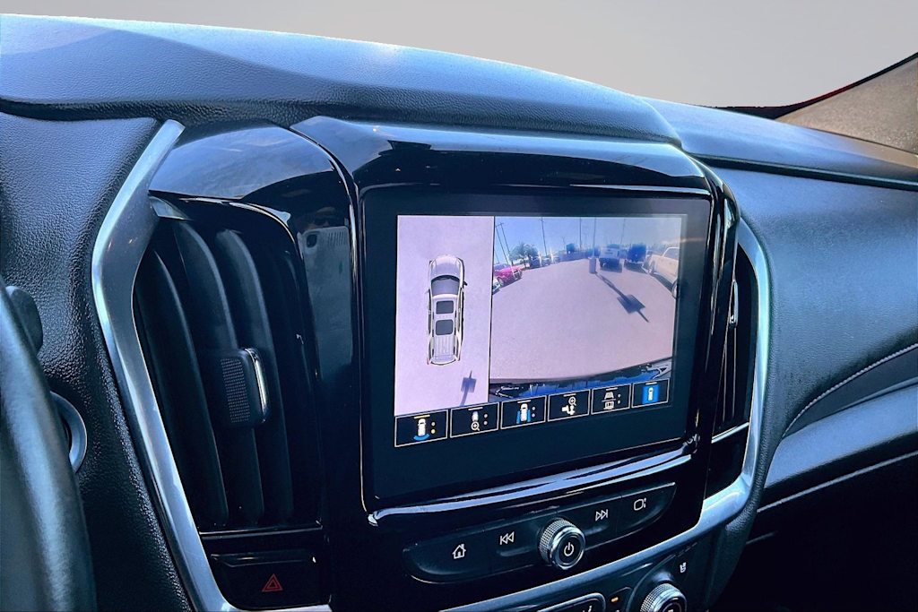 Thumbnail: 2023 Chevrolet Traverse - 27
