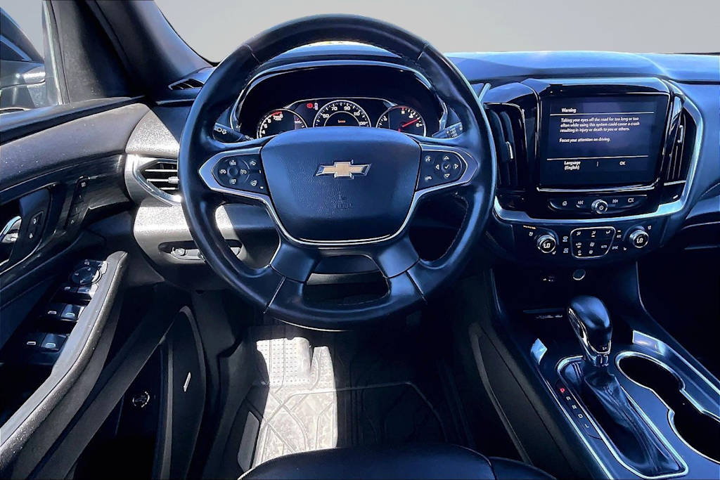Thumbnail: 2023 Chevrolet Traverse - 14
