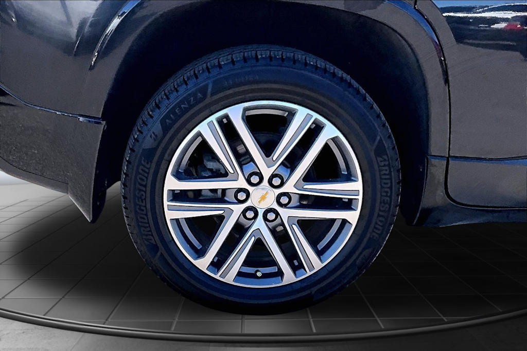 Thumbnail: 2023 Chevrolet Traverse - 35