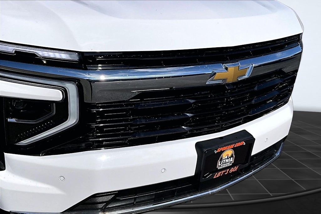 Thumbnail: 2025 Chevrolet Suburban - 33