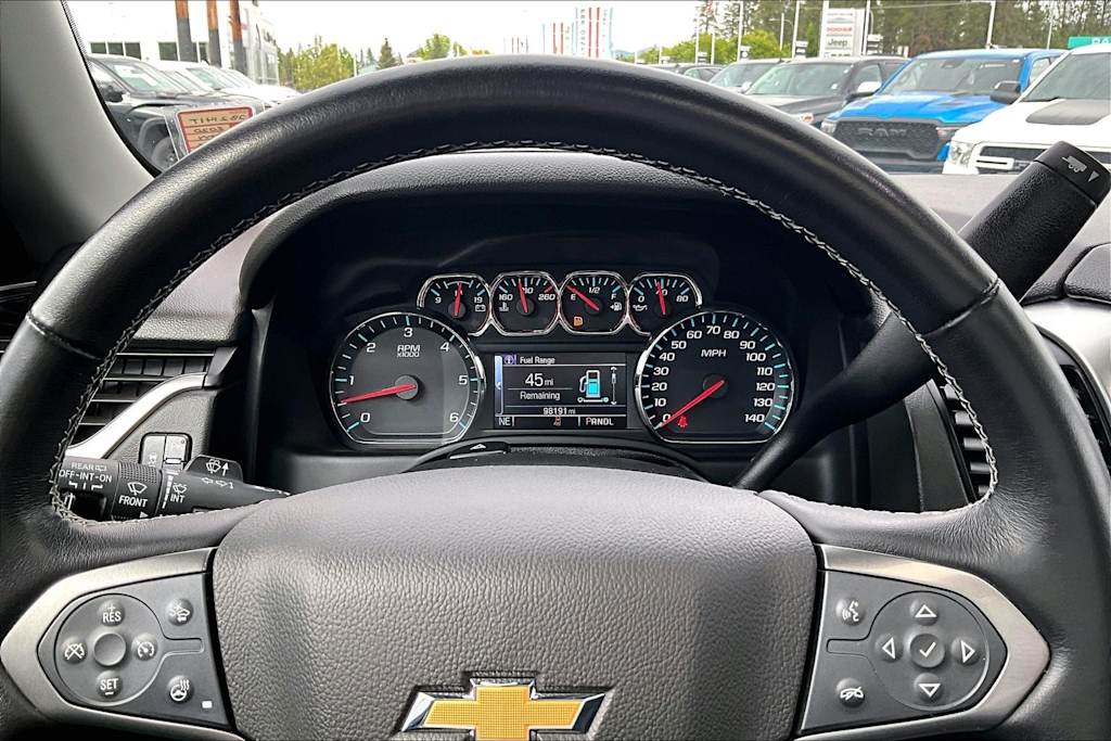 Thumbnail: 2020 Chevrolet Tahoe - 17