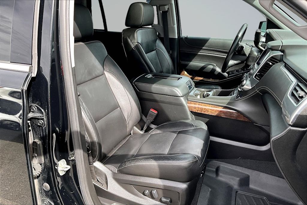 Thumbnail: 2020 Chevrolet Tahoe - 12