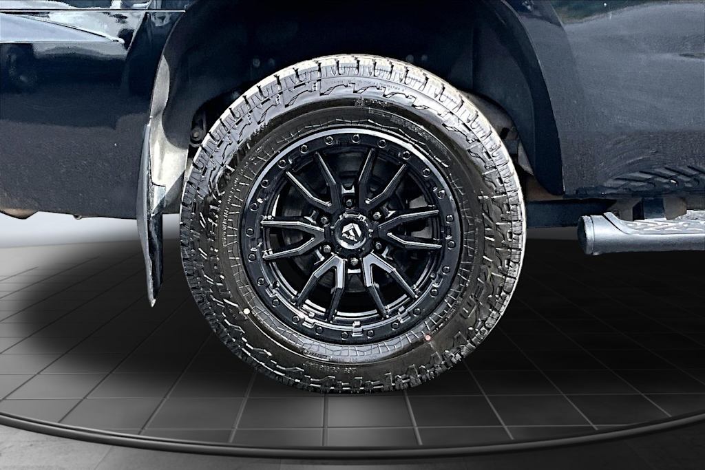 Thumbnail: 2020 Chevrolet Tahoe - 36