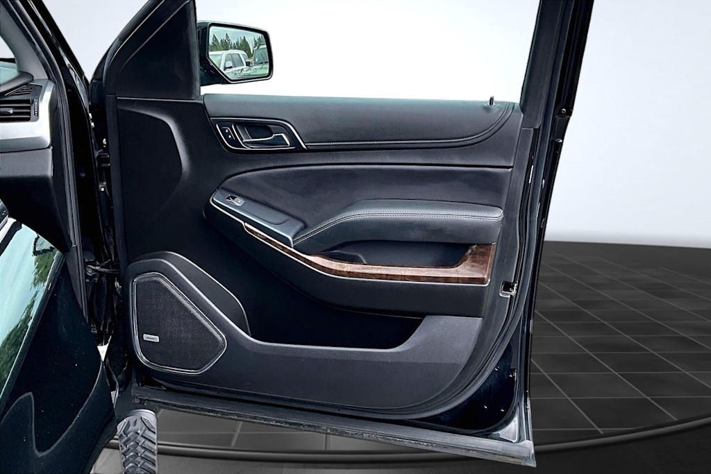 Thumbnail: 2020 Chevrolet Tahoe - 29