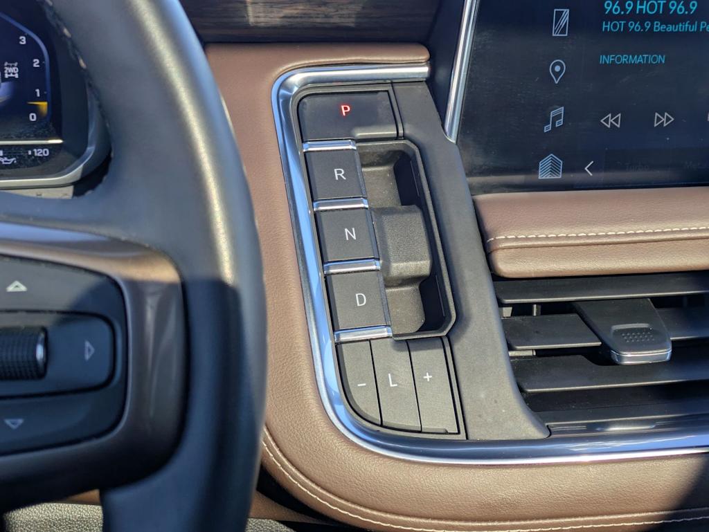 Thumbnail: 2023 Chevrolet Tahoe - 33