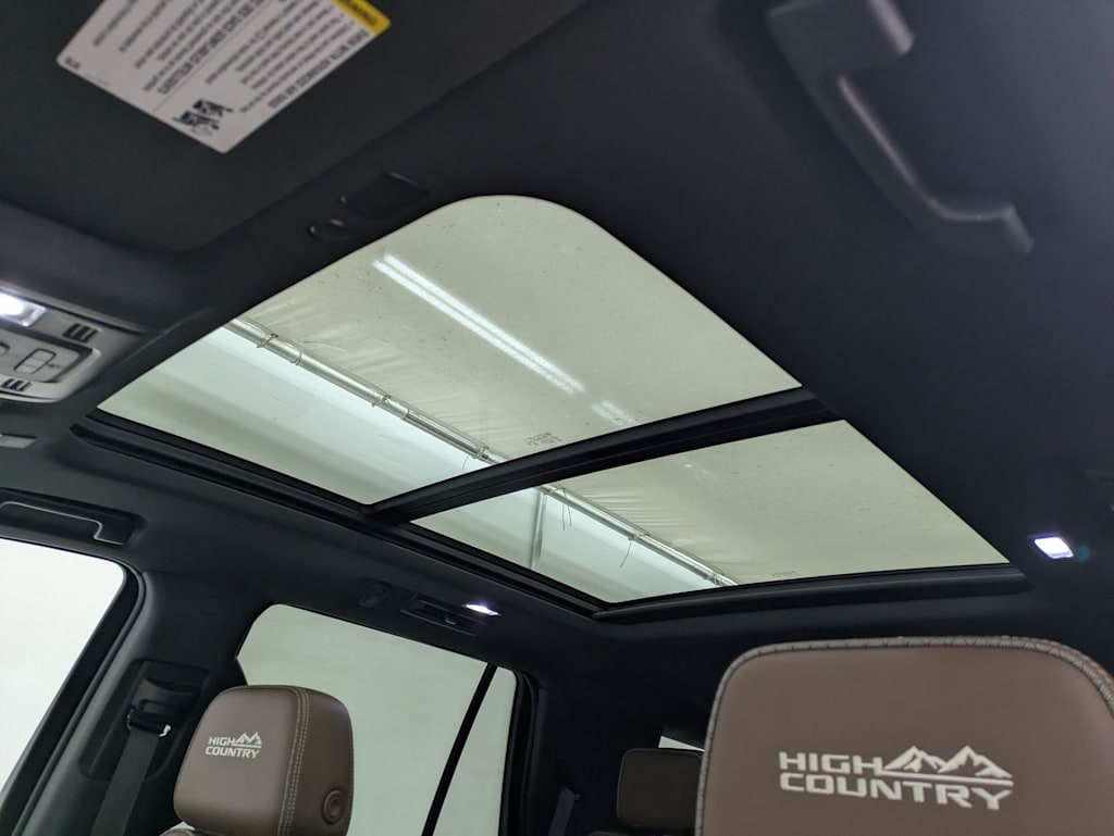 Thumbnail: 2023 Chevrolet Tahoe - 27