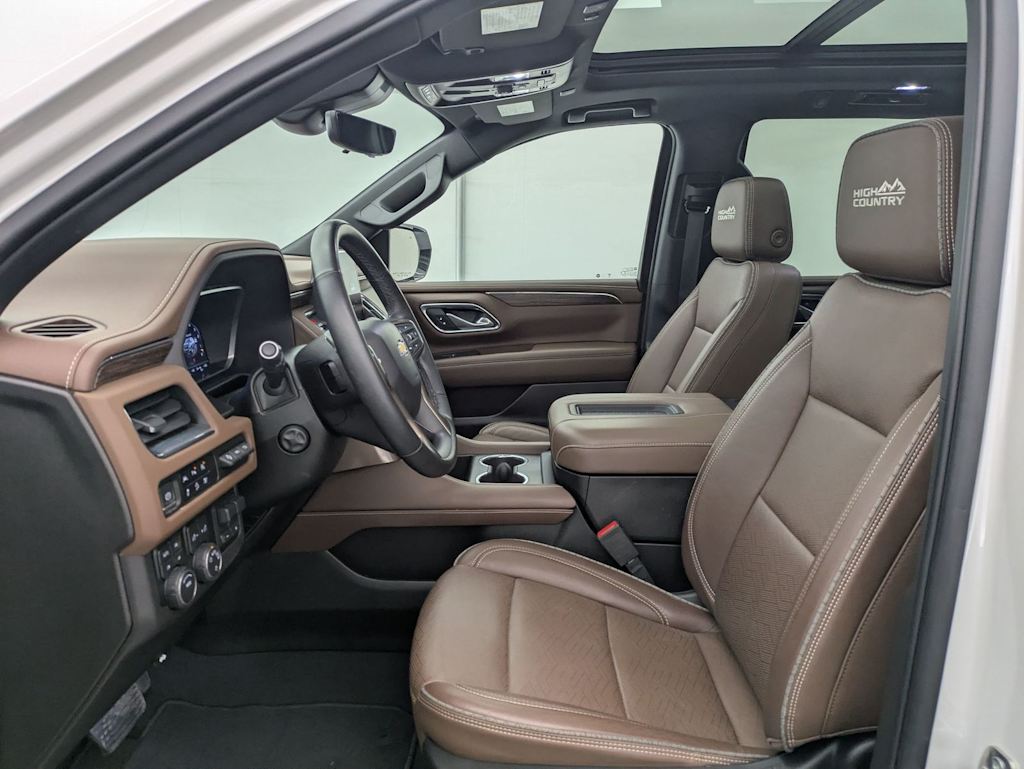 Thumbnail: 2023 Chevrolet Tahoe - 11